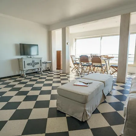 O Sable Fin - Front De *