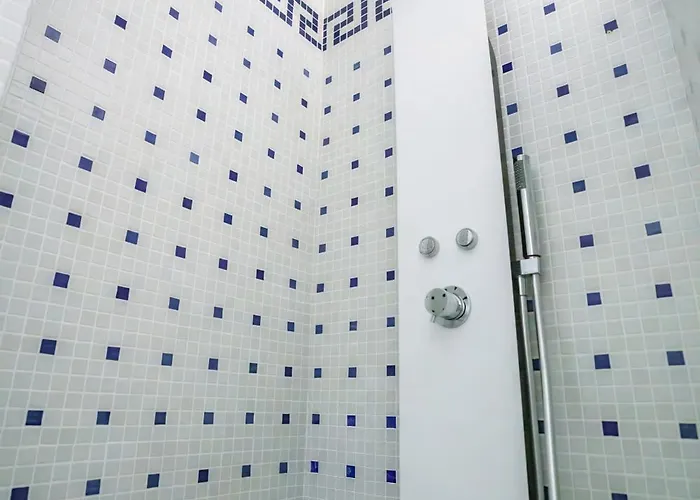 O Sable Fin - Front De *